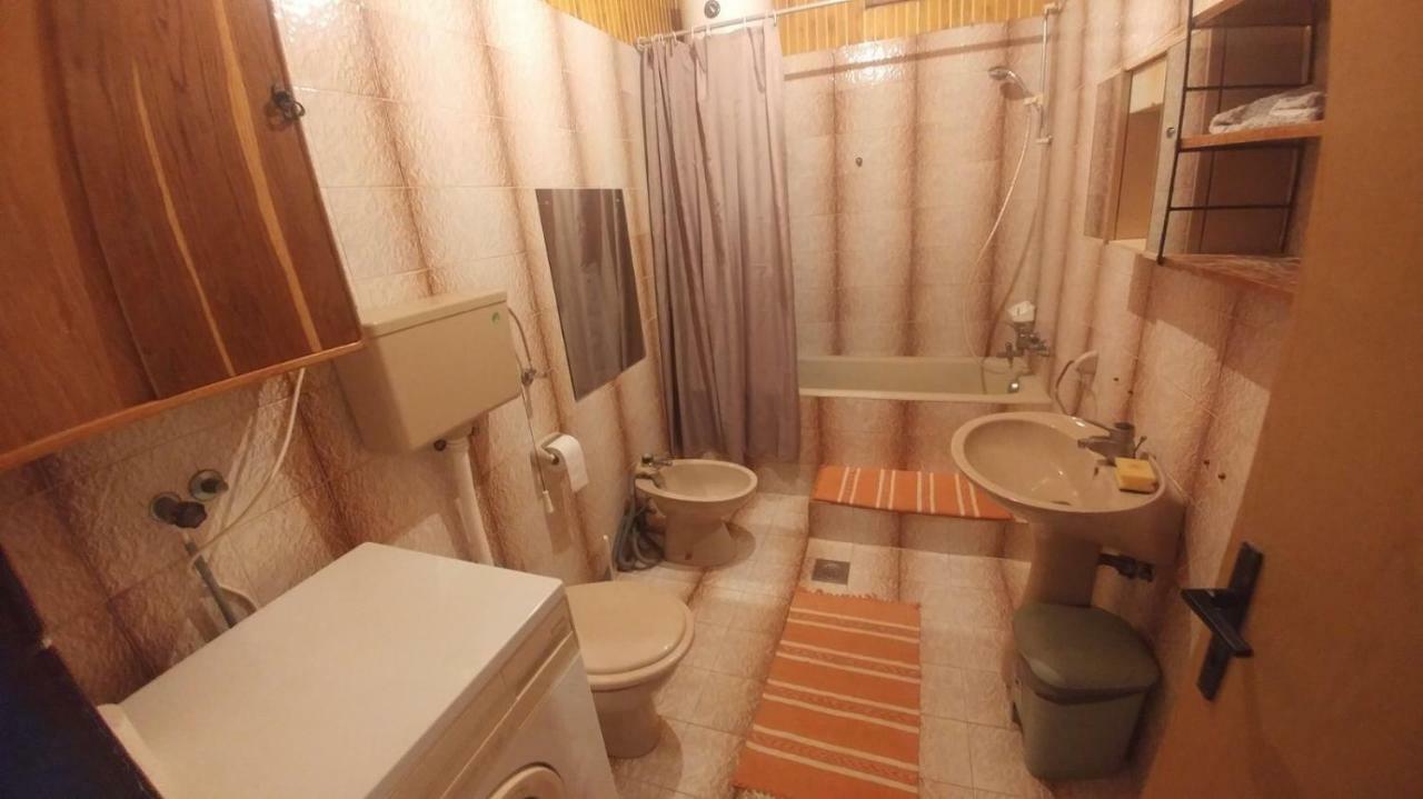 Family Apartment Near Beach Biograd Na Moru Luaran gambar